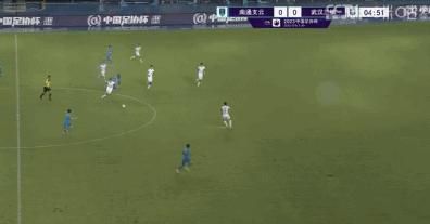 两个人一上一下剧烈运动