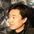 爱人身上涂上酸奶